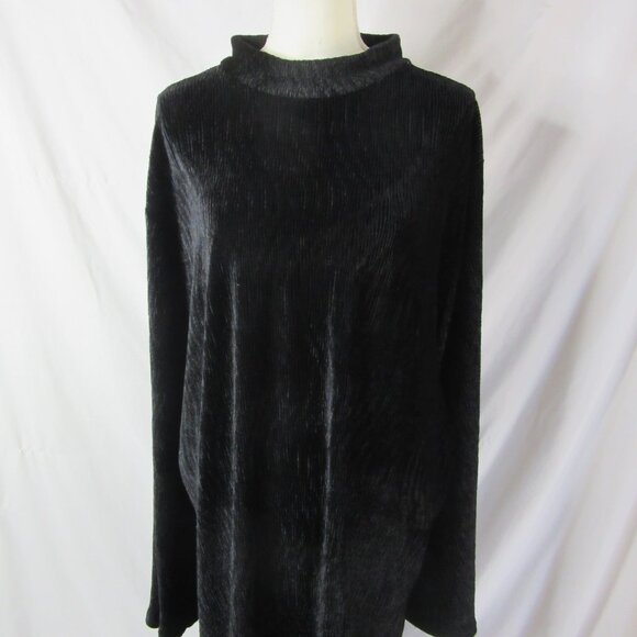Eloquii Black Velvet Dress Flare Sleeve Textured Keyhole Back Midi Size 28 NWT - Picture 7 of 16